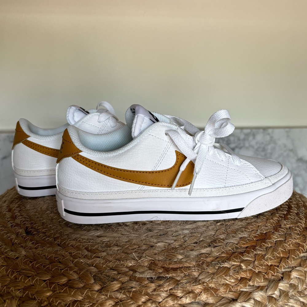 Nike Court Legacy Next Nature White Low Tops